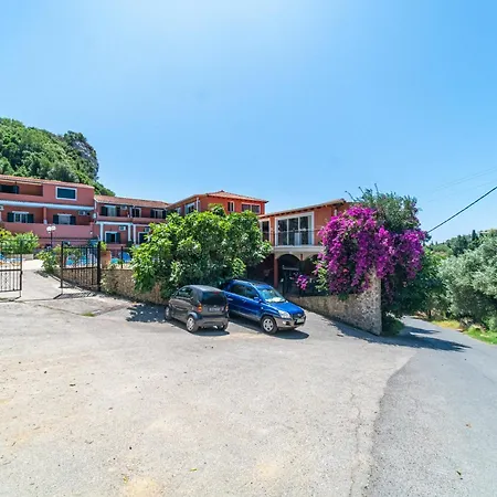 Arianna Ground Floor 8 Apartament *